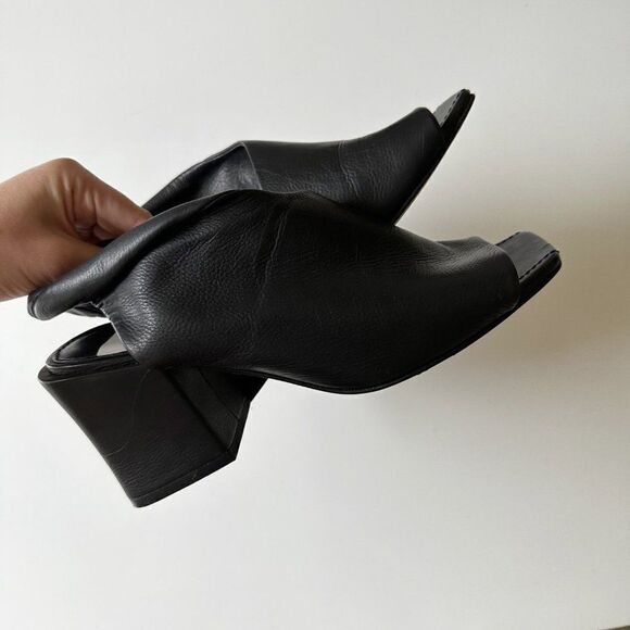 Sigerson Morrison Lenny Twisted Slingback Leather Sandals Black Women's 8.5 - Picture 7 of 13